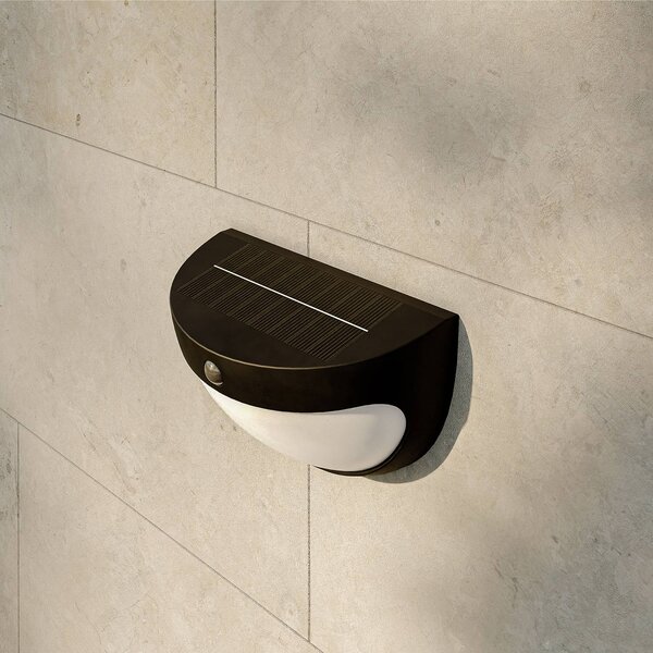 Philips Kinkiet solarny LED Swyn, czarny, z czujnikiem, IP44 Swyn, czarny, tworzywo sztuczne
