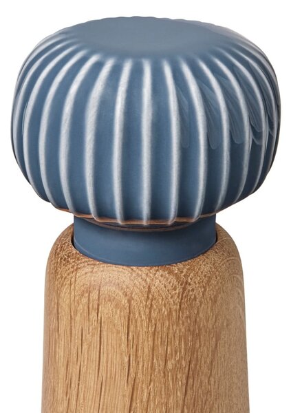 Młynek do przypraw z drewna dębowego z antracytowym porcelanowym detalem Kähler Design Hammershoi, wys. 13 cm