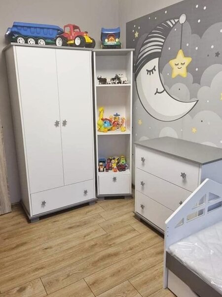 Komoda dziecięca STARS z 3 szufladami i wycięciami w kształcie gwiazdki