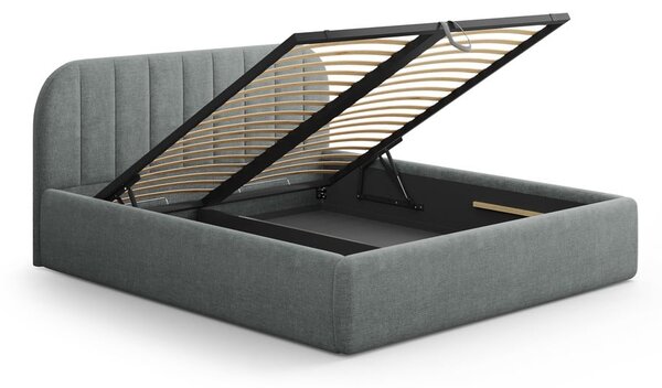 Ciemnoszare tapicerowane łóżko dwuosobowe ze schowkiem ze stelażem 140x200 cm Juno – Windsor & Co Sofas
