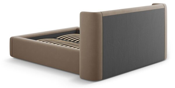 Jasnobrązowe tapicerowane łóżko dwuosobowe ze schowkiem ze stelażem 140x200 cm Jason – Windsor & Co Sofas
