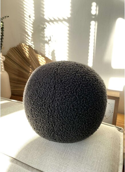 Poduszka dekoracyjna z materiału bouclé ø 25 cm Top – Mioli Decor