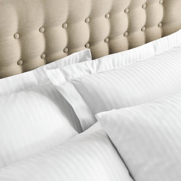 Adamaszkowe poszewki na poduszki zestaw 2 szt. 50x75 cm Satin Stripe – Catherine Lansfield