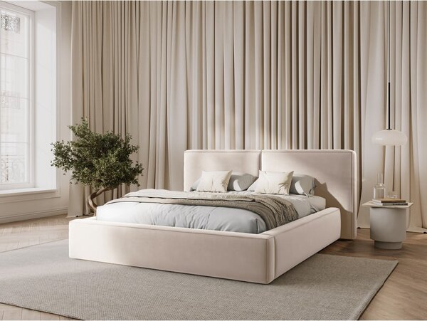 Kremowe aksamitne tapicerowane łóżko dwuosobowe ze schowkiem i stelażem 180x200 cm Arendal – Cosmopolitan Design