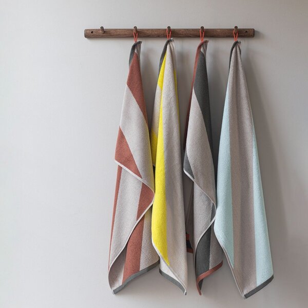 Żółte ręczniki z bawełny organicznej frotte zestaw 2 szt. 40x55 cm Diagonal – Mette Ditmer Denmark