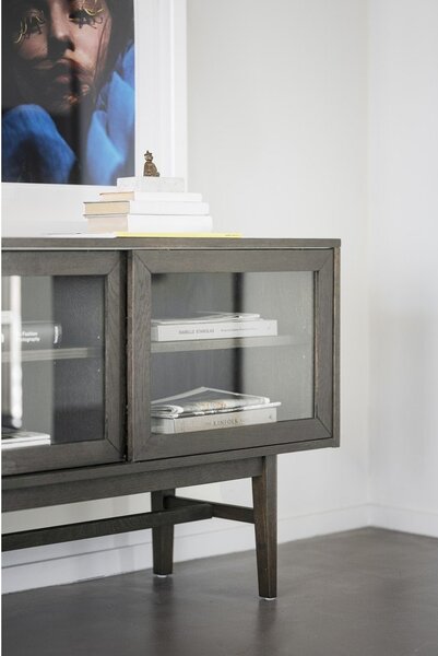 Brązowa witryna w dekorze dębu z drzwiami przesuwnymi 170x75 cm Hazelton – Rowico