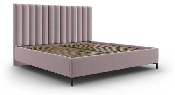 Jasnoróżowe tapicerowane łóżko dwuosobowe ze schowkiem i stelażem 140x200 cm Casey – Mazzini Beds