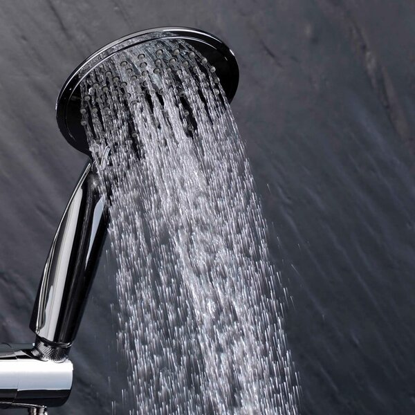 Plastikowy zestaw prysznicowy w kolorze matowego srebra ze słuchawką prysznicową 70 cm Hydro – douceur d'intérieur
