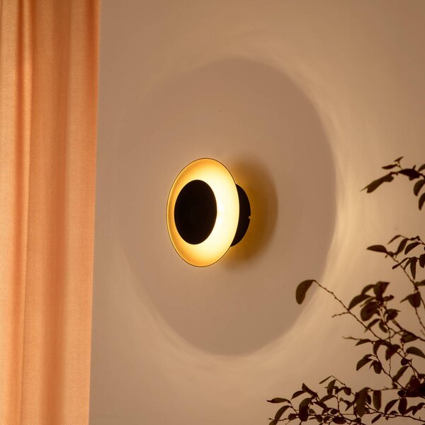 Kinkiet LED Tiama Lindby, czarny, salon / jadalnia, metal, nowoczesny