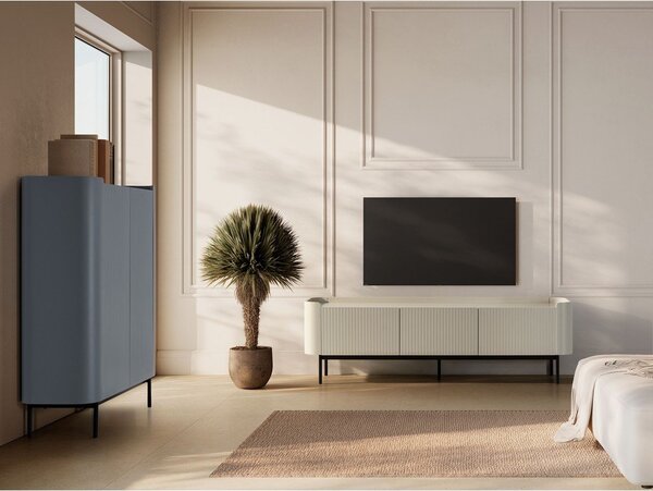 Kremowa szafka pod TV 180x55x40 cm Willa – MOME