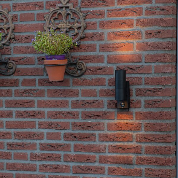 Lampa ścienna zewnętrzna czarna 2-światłowa z czujnikiem ruchu IP44 - Duo