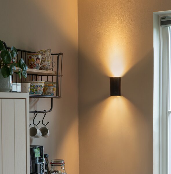 Okrągła designerska lampa ścienna czarna - Sabbir