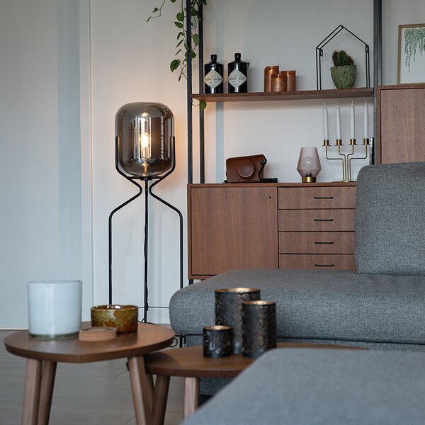 Designerska lampa podłogowa czarna z dymionym szkłem - Bliss