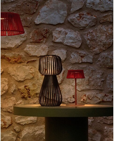 Lampa zewnętrzna stołowa LED ze ściemniaczem solarna (wysokość 42 cm) Reiba – Kave Home