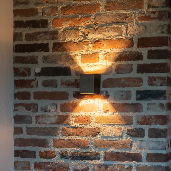 Nowoczesna lampa ścienna ciemnobrązowa kwadratowa - Sola
