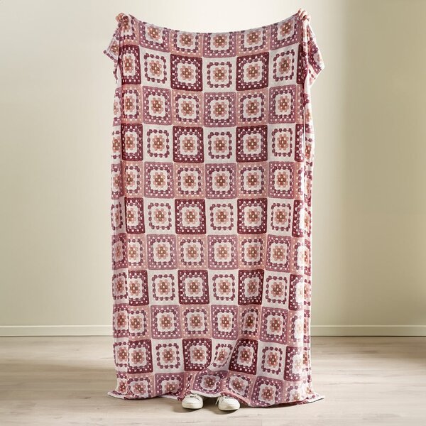 Różowy koc z mikropluszu 130x170 cm Crochet Print – Catherine Lansfield