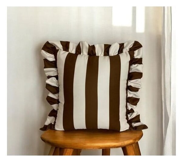 Poszewka na poduszkę 45x45 cm Ruffled – Mila Home