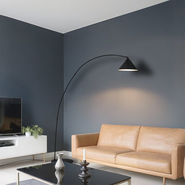 Lampa podłogowa w stylu retro czarna z białym wnętrzem - Triangolo
