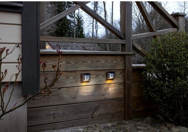 Zestaw 2 nierdzewnych kinkietów solarnych LED Star Trading Wally, wys. 8 cm