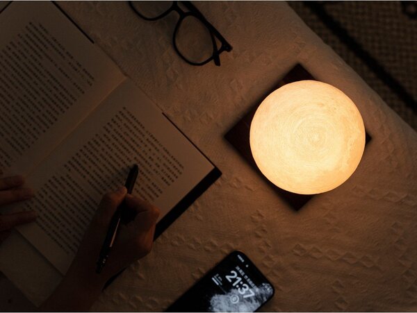 Ciemnobrązowa dekoracja świetlna na USB ø 12 cm Smart LunaSpin – Gingko