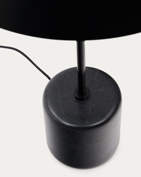Czarna marmurowa lampa stołowa z metalowym kloszem (wysokość 58 cm) Sayra – Kave Home