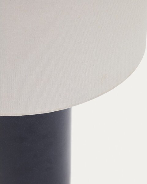 Niebieska lampa stołowa z tekstylnym kloszem (wysokość 53,5 cm) Toneric – Kave Home
