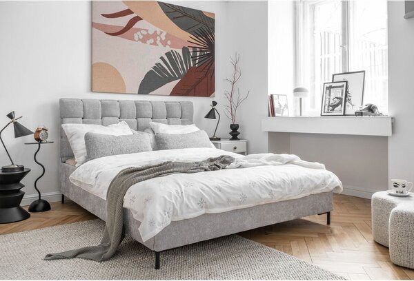 Jasnoszare tapicerowane łóżko dwuosobowe ze stelażem 140x200 cm Eve – Miuform