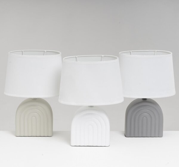 Biała lampa stołowa ceramiczna z tekstylnym kloszem (wysokość 31 cm) – Casa Selección