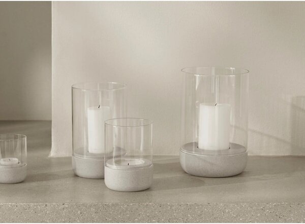 Szklany świecznik na świeczkę typu tealight Calma – Blomus