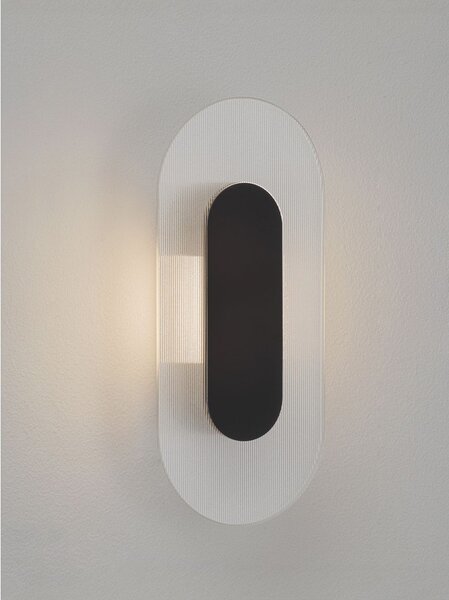 Metalowy kinkiet LED w kolorze matowej czerni Vetrio – Nova Luce