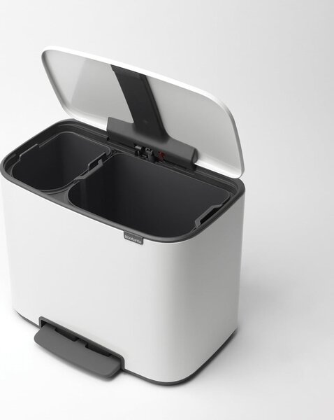 Biały stalowy kosz na śmieci z padałem do segregacji odpadów 34 l Bo – Brabantia