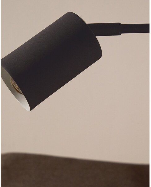 Czarna metalowa lampa stołowa (wysokość 49 cm) Manie – Kave Home