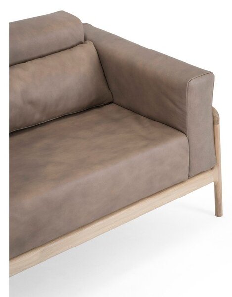 Jasnobrązowa sofa z bawolej skóry z konstrukcją z litego drewna dębowego Gazzda Fawn, 180 cm