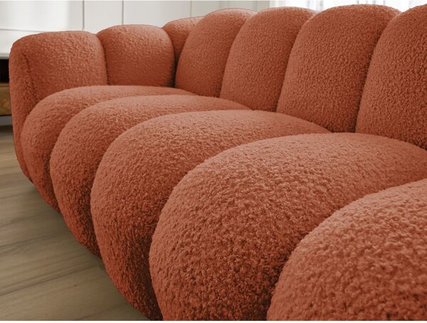 Ceglasta sofa z materiału bouclé 232 cm Hippolyte – Bobochic Paris