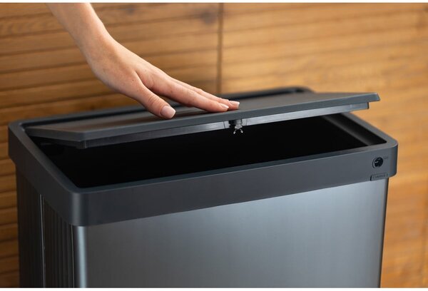 Szary kosz na śmieci otwierany na dotyk z plastiku z recyklingu 54 l Verto High – Curver