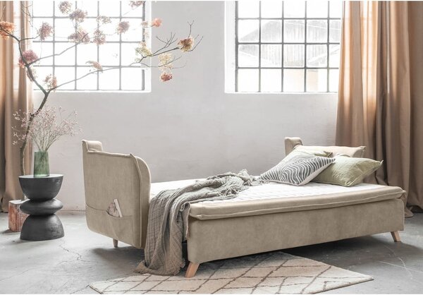 Beżowa aksamitna rozkładana sofa 225 cm Charming Charlie – Miuform
