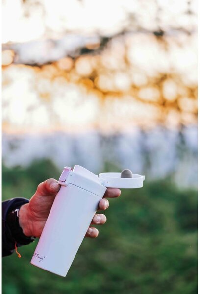 Biały podróżny kubek termiczny Vialli Design Fuori, 400 ml