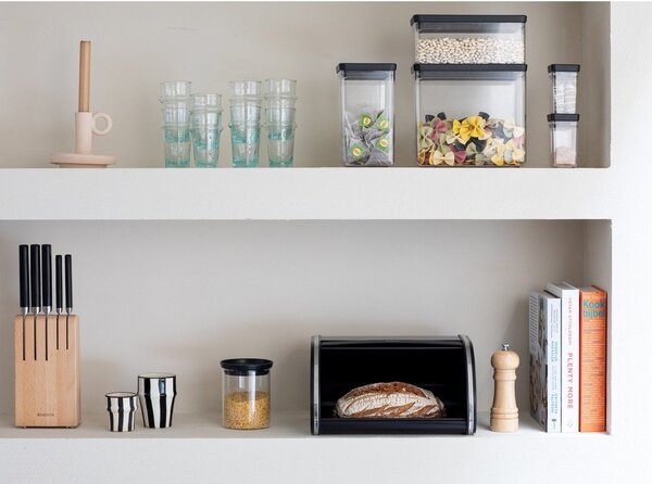 Stalowy chlebak Roll Top – Brabantia