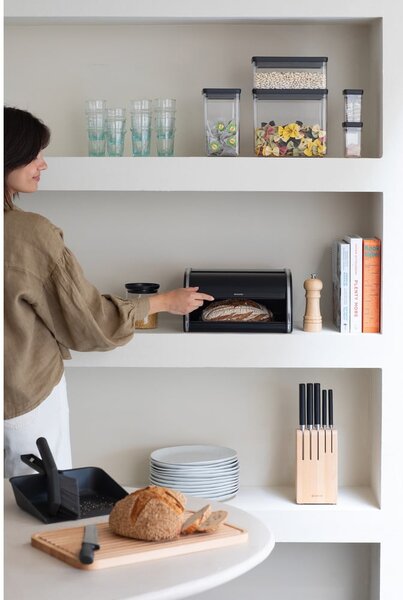 Stalowy chlebak Roll Top – Brabantia
