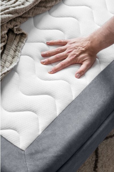 Szara aksamitna rozkładana sofa 225 cm Charming Charlie – Miuform