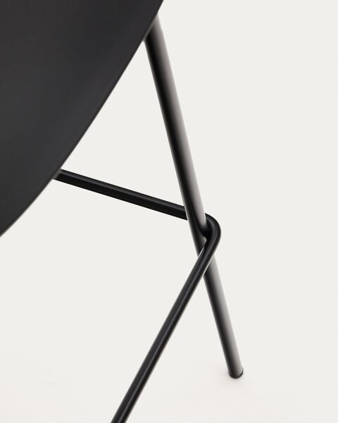 Czarny hoker (wysokość siedziska 74 cm) Altea – Kave Home