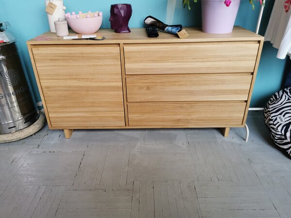 Komoda Fierra Wood I z szufladami, dostępna od ręki