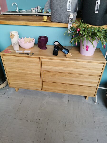 Komoda Fierra Wood I z szufladami, dostępna od ręki