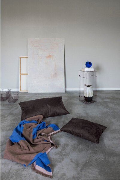 Bordowy/niebieski koc z bawełny z recyklingu telewizyjny 130x175 cm Studio – Mette Ditmer Denmark