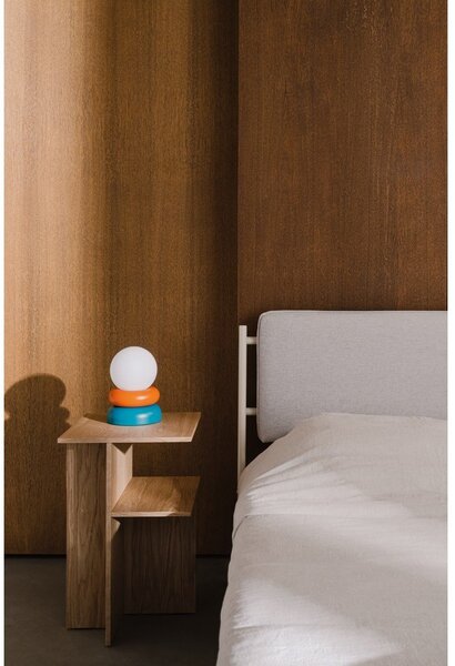 Morska/pomarańczowa lampa stołowa z litego drewna ze szklanym kloszem (wysokość 24 cm) Otem – noo.ma