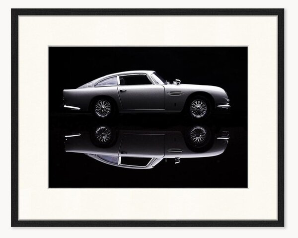 Oprawione zdjęcie Aston Martin DB5 - James Bond