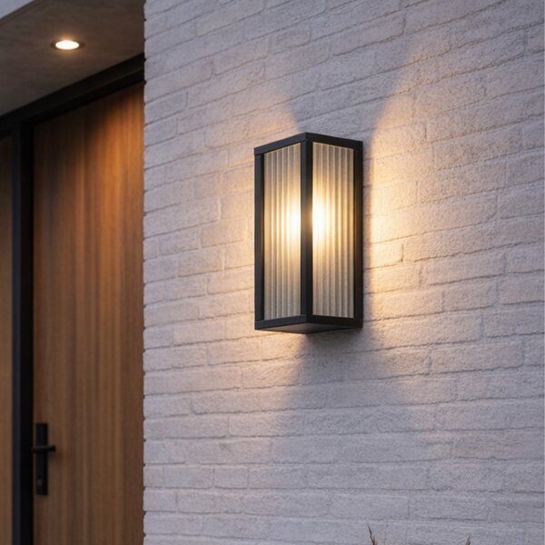 Lampa ścienna zewnętrzna czarna z żebrowanym szkłem IP44 - Charlois