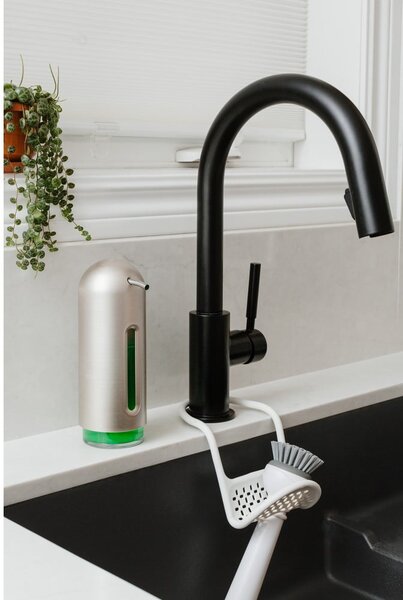 Plastikowy dozownik do mydła w kolorze srebra 350 ml Penguin – Umbra