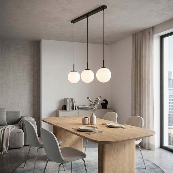 Lampa wisząca Aurelia czarna z 3 kulistymi kloszami na listwie