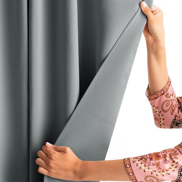Zasłona zaciemniająca blackout RESTILO srebrna 140 x 245 cm 1 szt